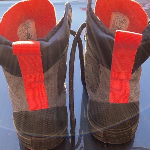 Kids Converse All-Stars Sz: 12.5 - Picture 4 of 5